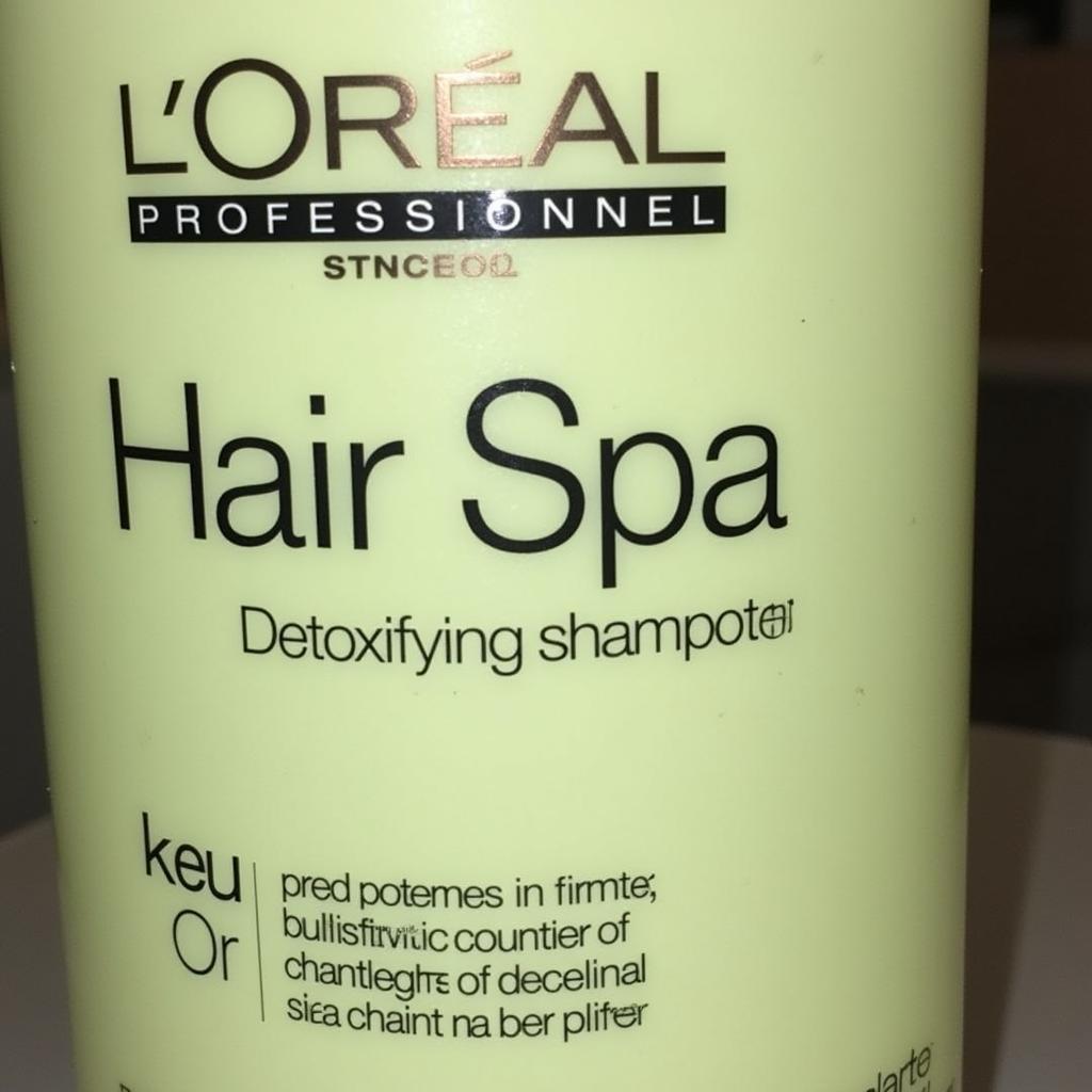 L'Oreal Professionnel Hair Spa Detoxifying Shampoo bottle close-up